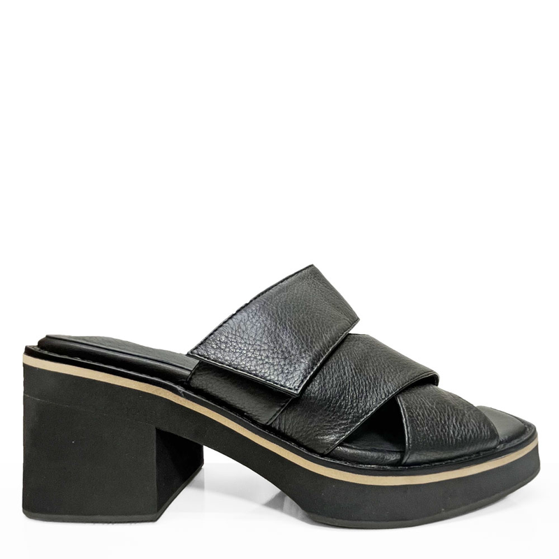 Django & Juliette Jember Mule