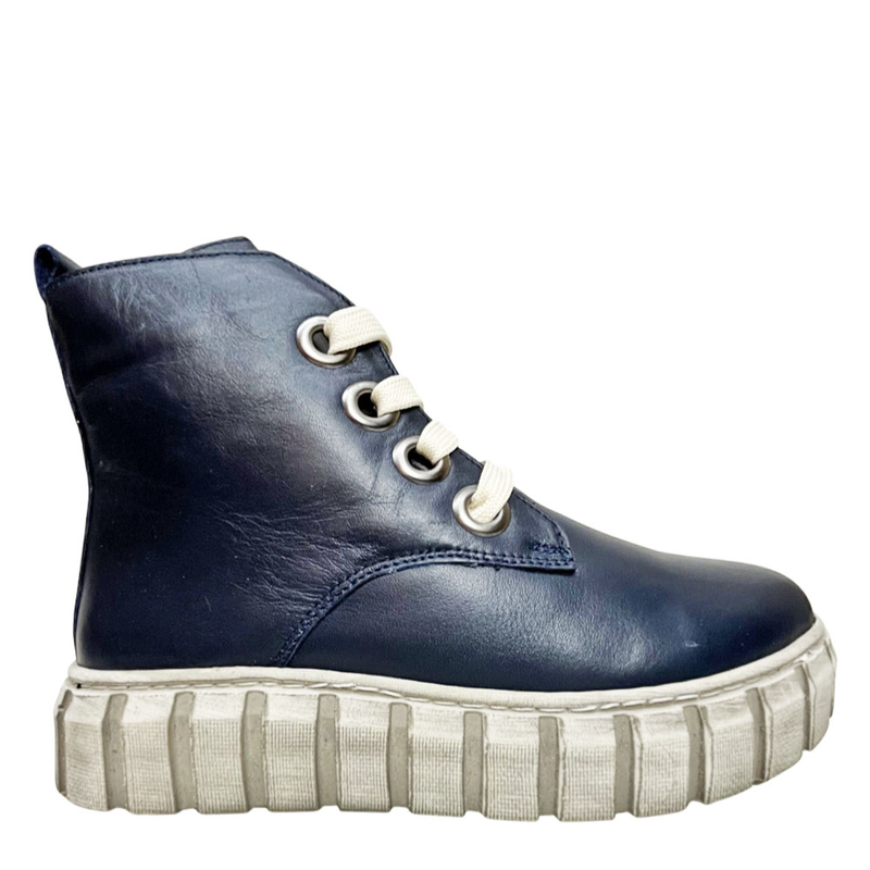 Rilassare Taluka Platform Sneaker Boot