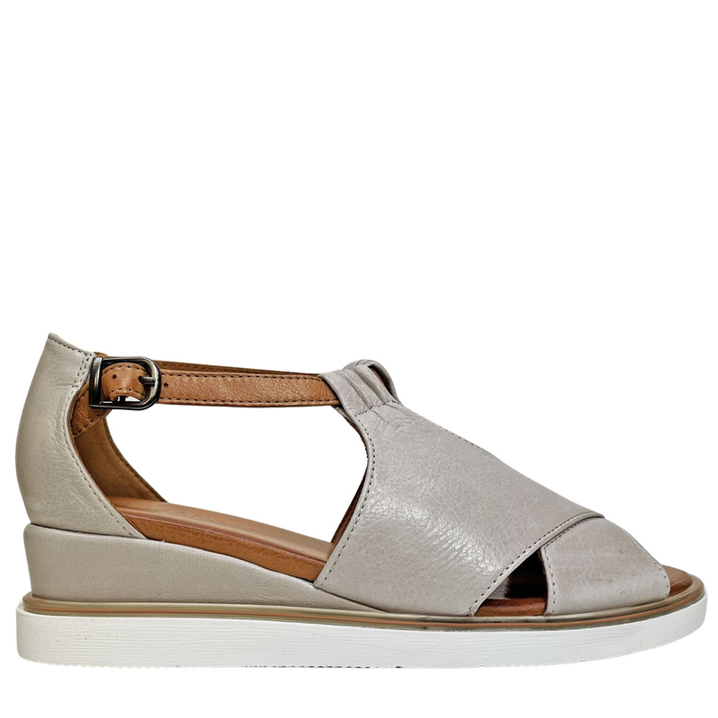 Le Sansa Tosca Sandal