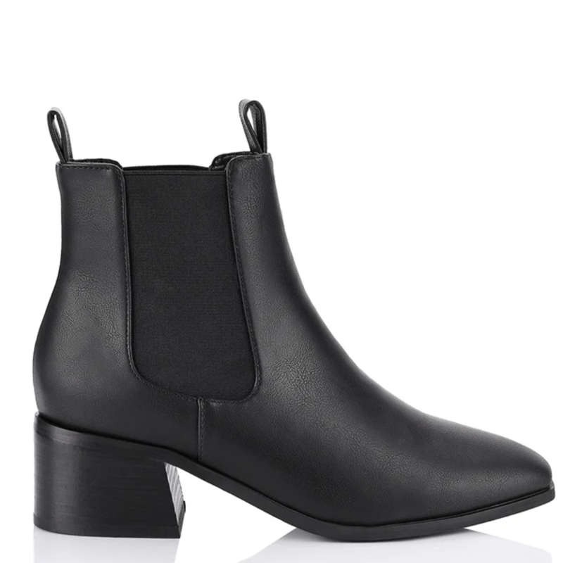 Verali Nas II Boot