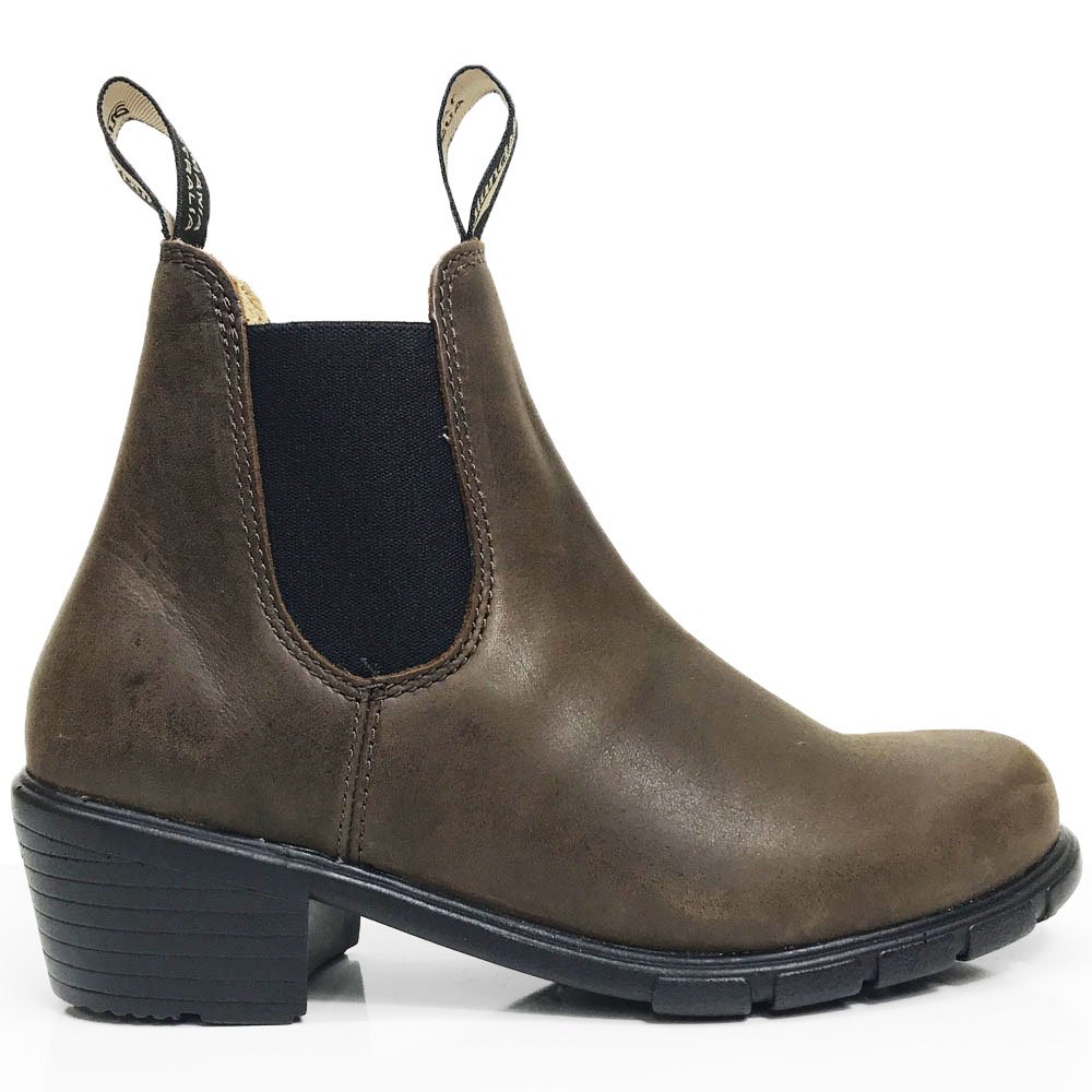 heeled blundstones