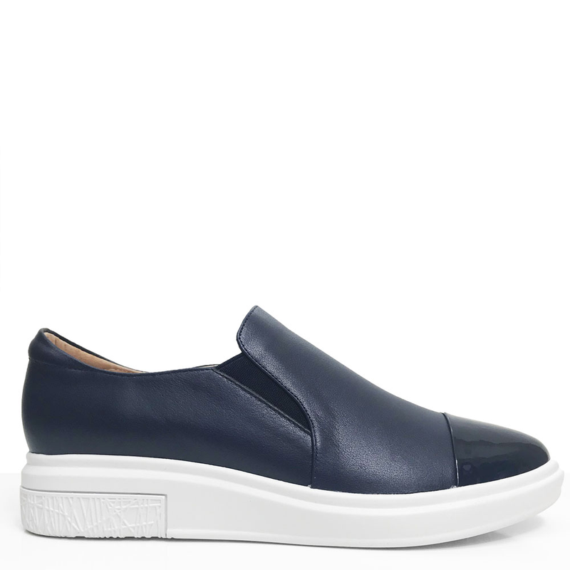 Valdo Verity Slip On