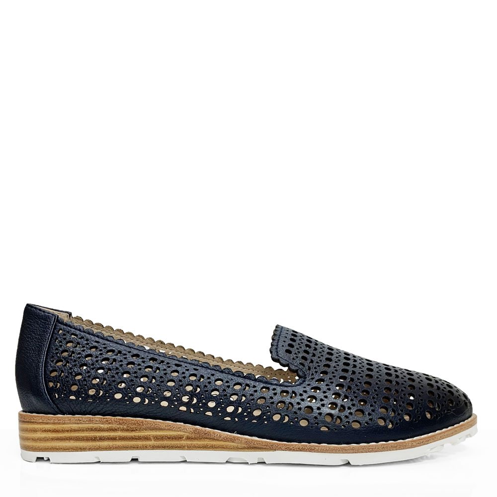 mollini jayman flats